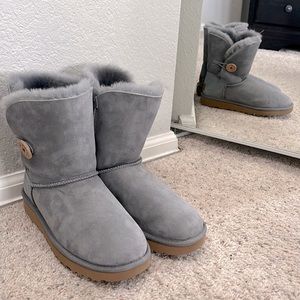UGG Women's Bailey Button II Boot